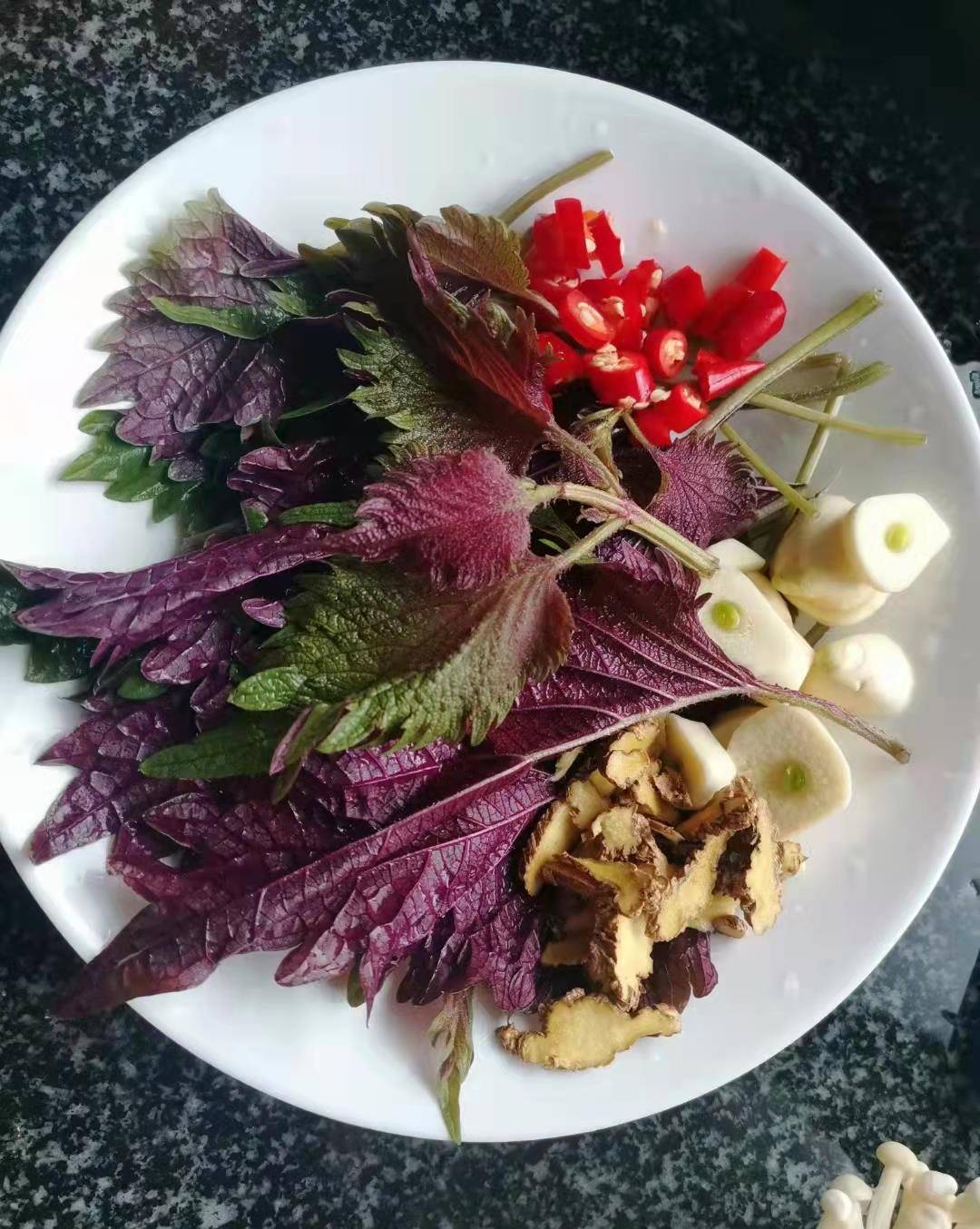 紫蘇牛蛙家常做法